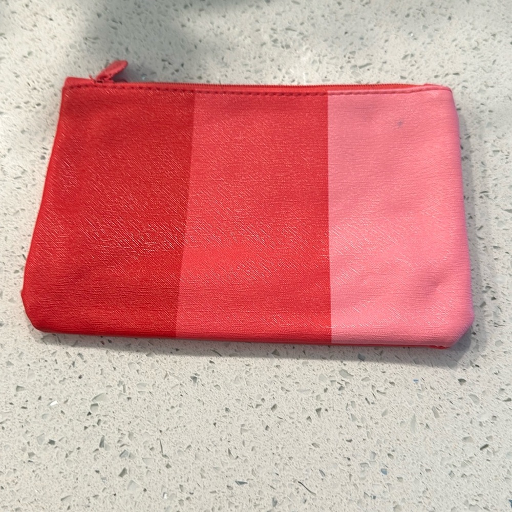 EUC - Ipsy Cosmetic Pouch